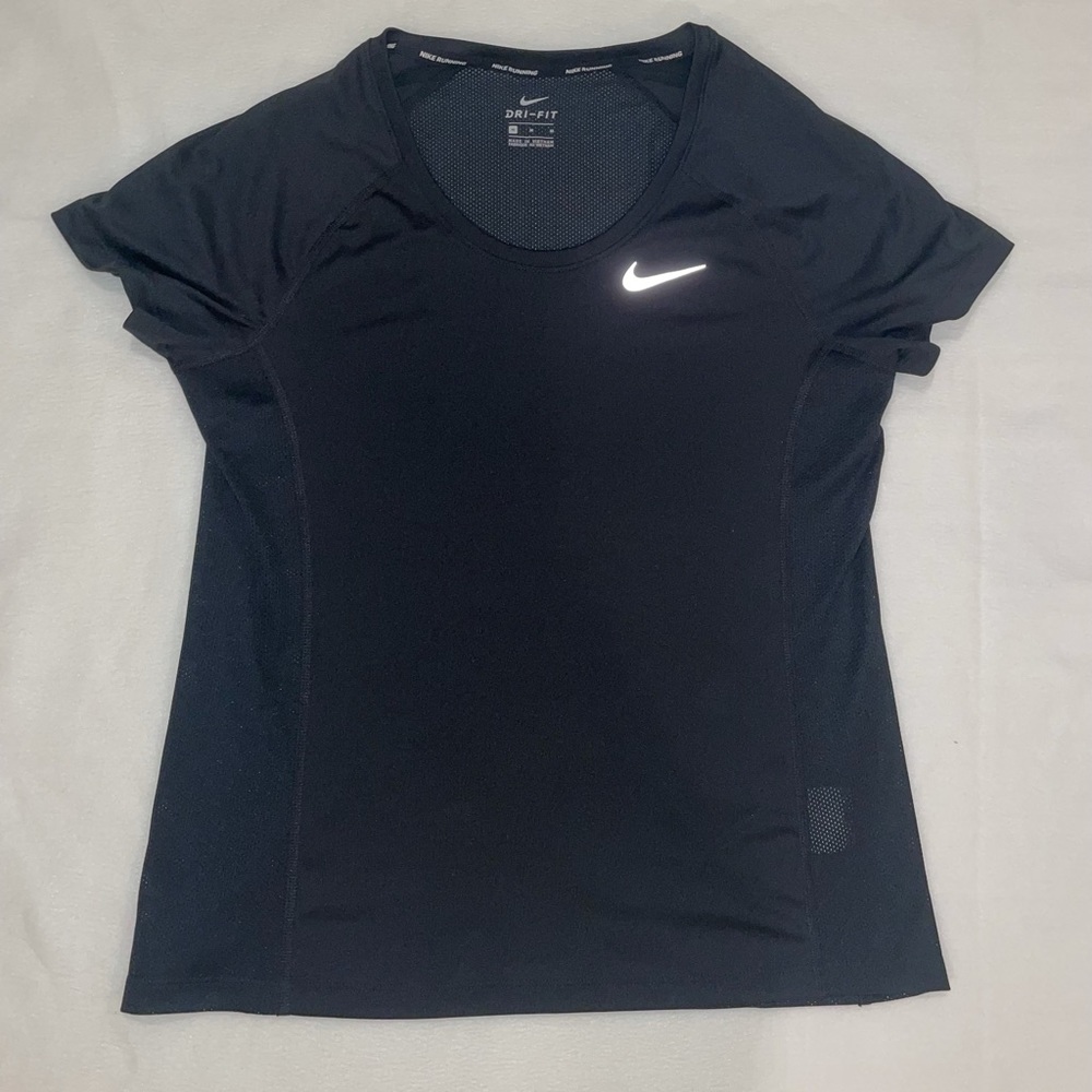 Nike Black athletic short sleeve shirt